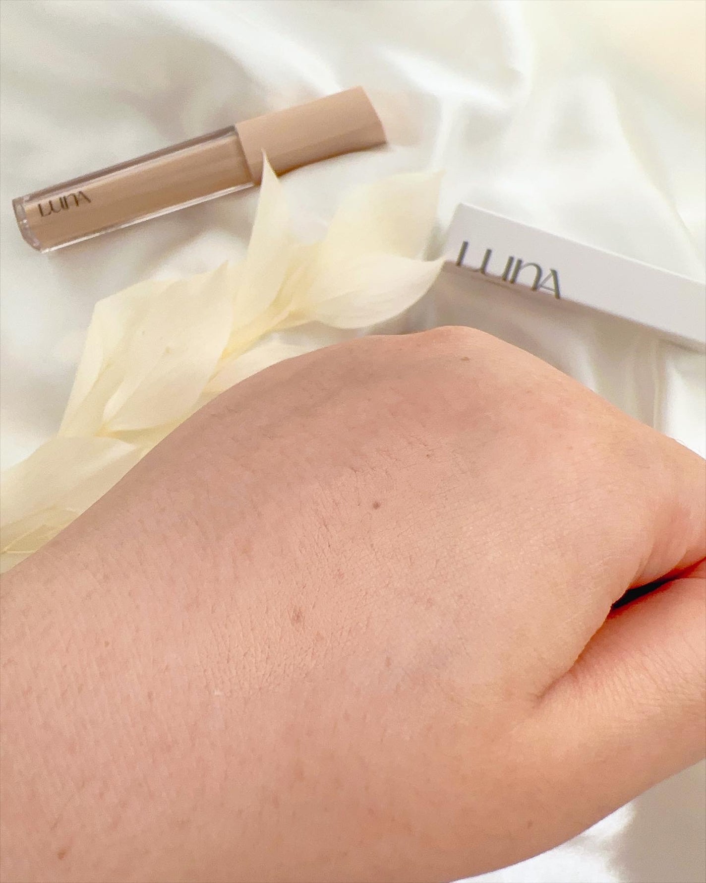 ロングラスティングチップコンシーラーフィックシングフィット/LUNA/リキッドコンシーラーを使ったクチコミ(6枚目)