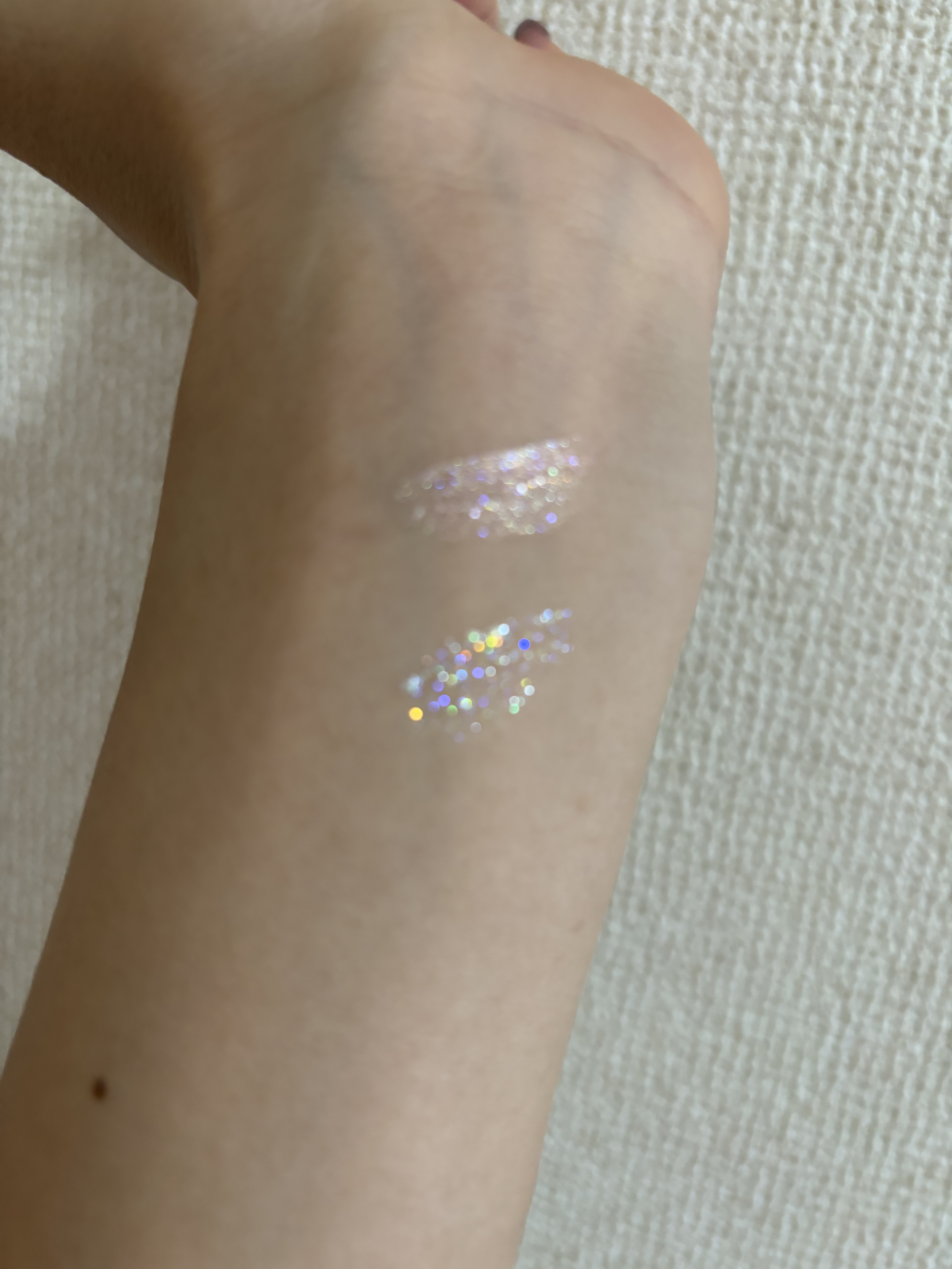 フーミー キララメライナー/WHOMEE/リキッドアイシャドウを使ったクチコミ（3枚目）