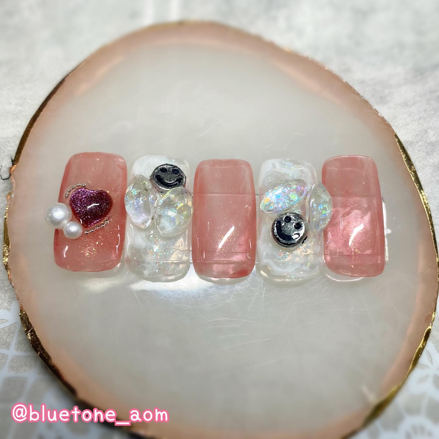 ジェルネイル（ライト対応）/セリア/ジェルネイルを使ったクチコミ（1枚目）