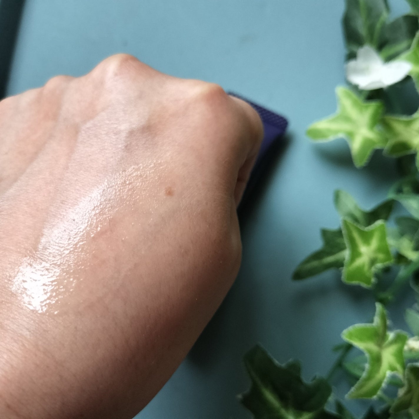 WHITE VEIL ブライトセラムUV/WHITE VEIL/日焼け止めローションを使ったクチコミ(3枚目)