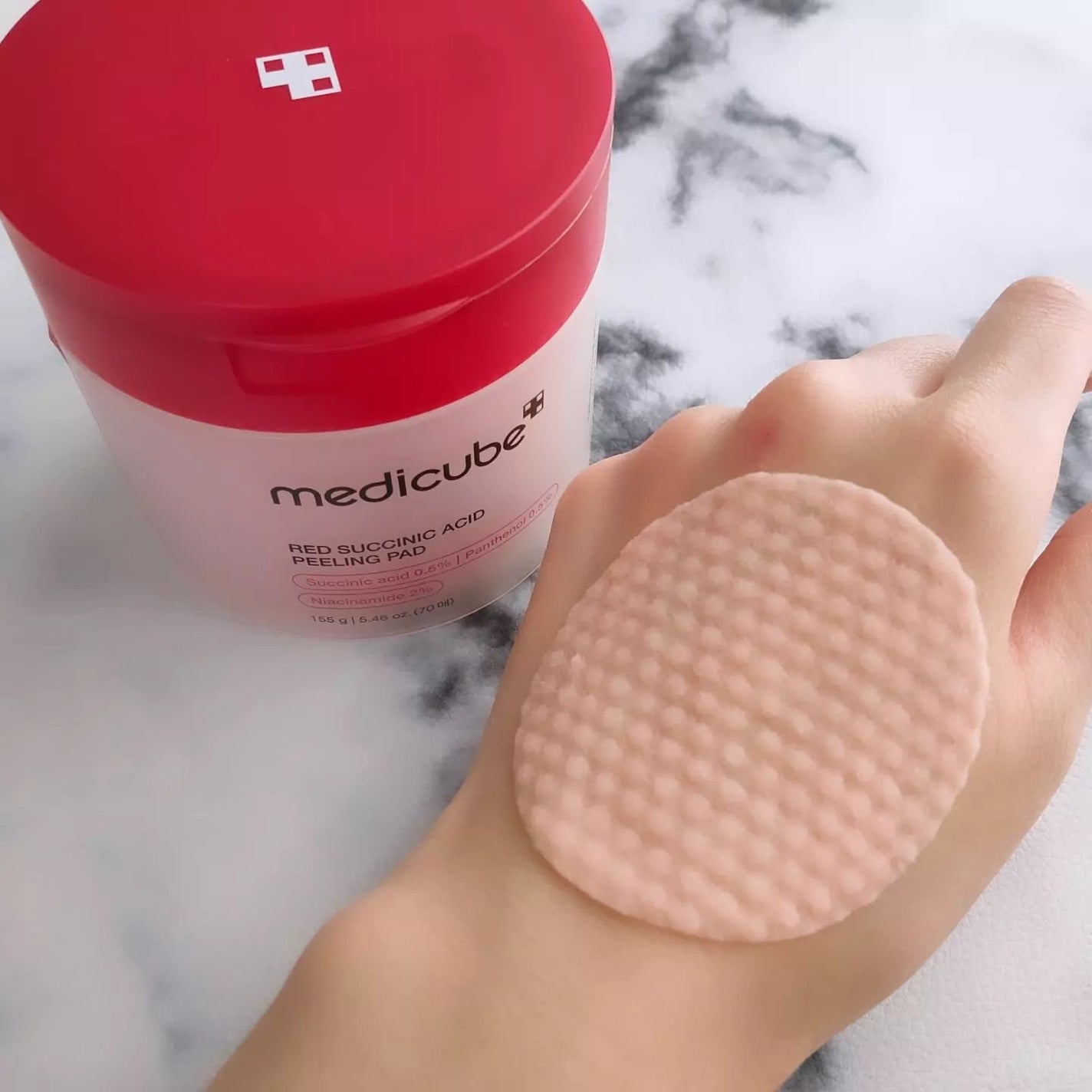 レッドアクネピーリングセラム/MEDICUBE/美容液を使ったクチコミ(4枚目)