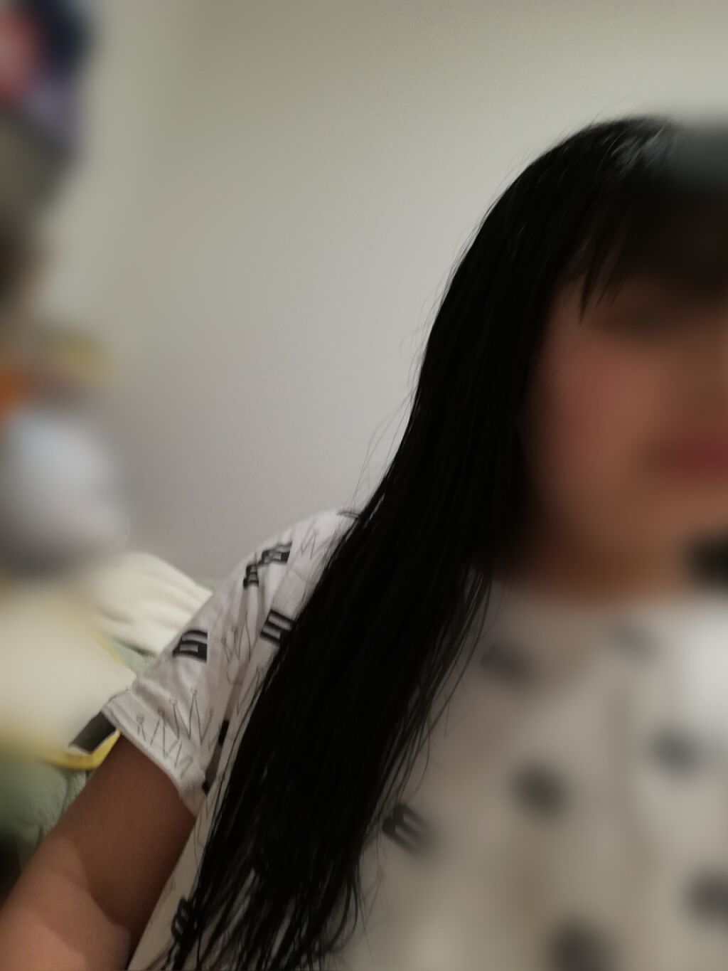 shizuku1219 on LIPS 「全然関係ないけど、髪切った!ロング→ボブ?(わかんない(´・ω..」(2枚目)