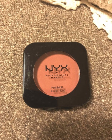 NYX Professional Makeup ハイデフィニション ブラッシュのクチコミ「昨日初めて、NYXのショップに行ってきました❣️
LA生まれのプロ仕様、お手頃価格のコスメブラ.....」（1枚目）