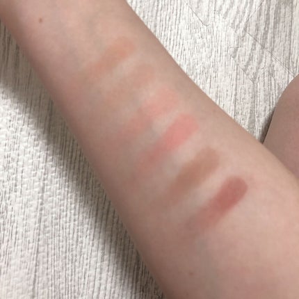 バレンタインボックス3ローズモーメント/VAVI MELLO/アイシャドウパレットを使ったクチコミ(3枚目)