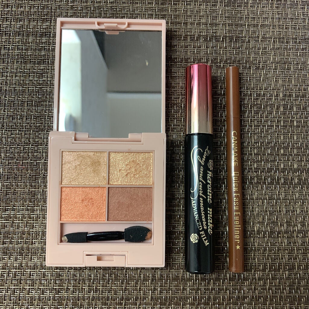 イロアソビ 4色アイパレット/iroasobi/アイシャドウパレットを使ったクチコミ(2枚目)