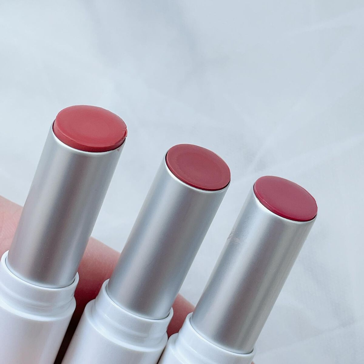 グラスティングメルティングバーム/rom&nd/リップバームを使ったクチコミ（2枚目）