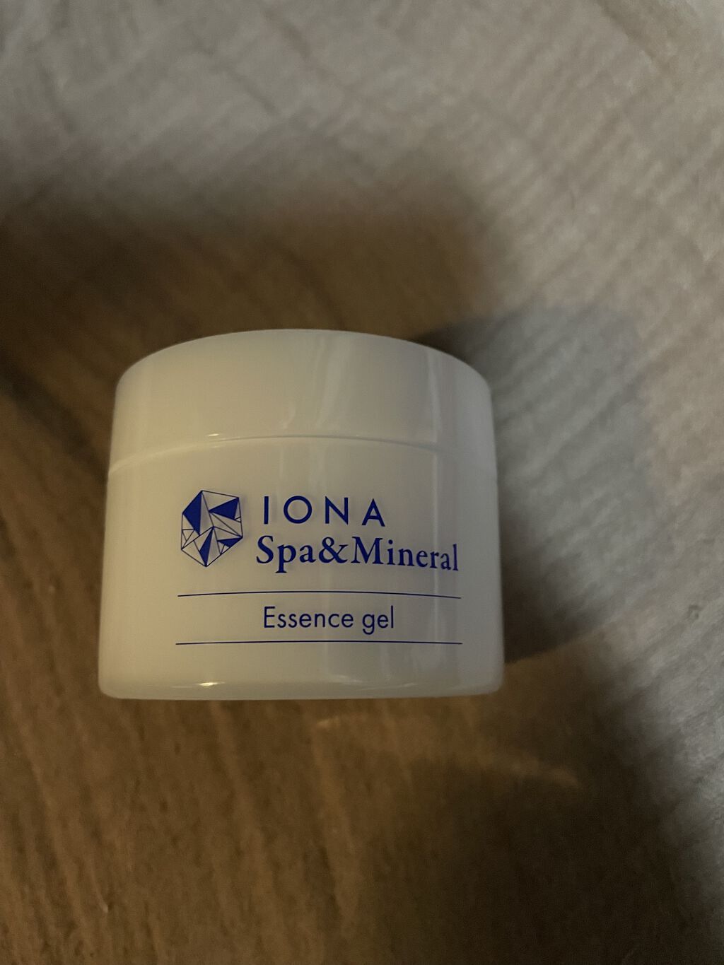 エッセンス ジェル/イオナ スパ＆ミネラル/オールインワン化粧品を使ったクチコミ（1枚目）