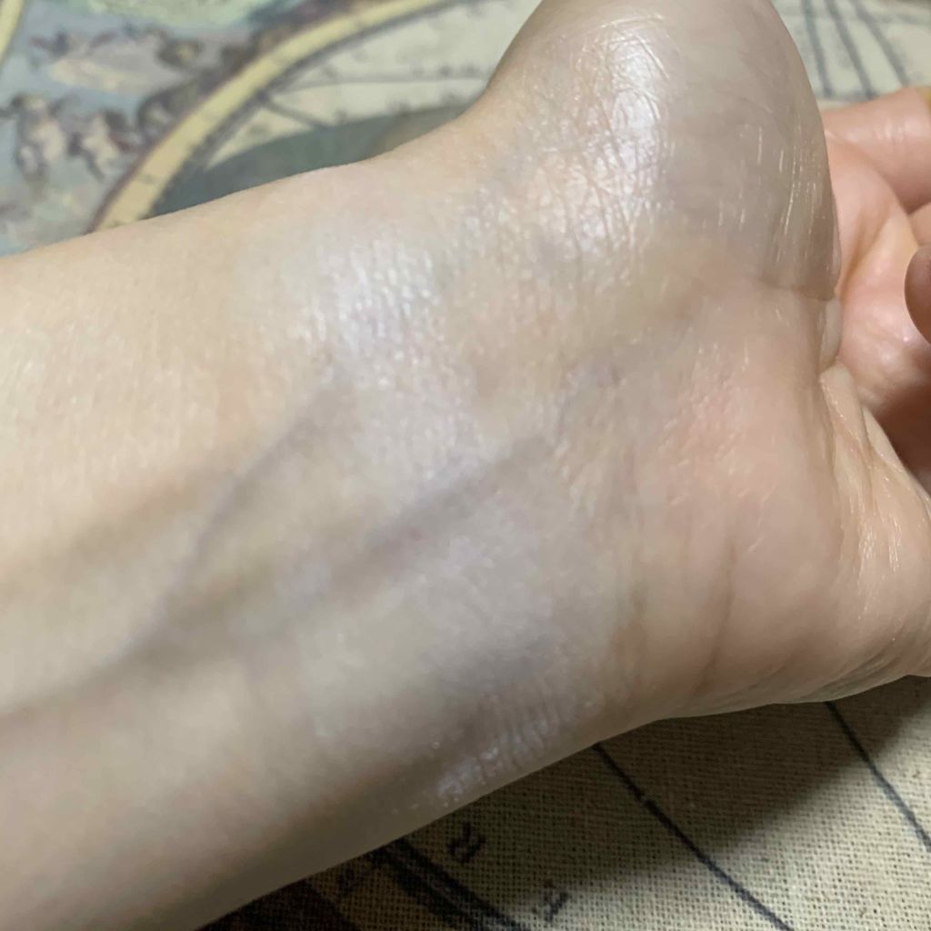 セッティング パウダー/PAUL & JOE BEAUTE/プレストパウダーを使ったクチコミ（2枚目）