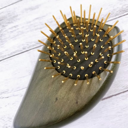 プレミアム FOX カッサ ゴースト ヘアブラシ ブラック/SNOW FOX SKINCARE/ヘアブラシを使ったクチコミ(2枚目)