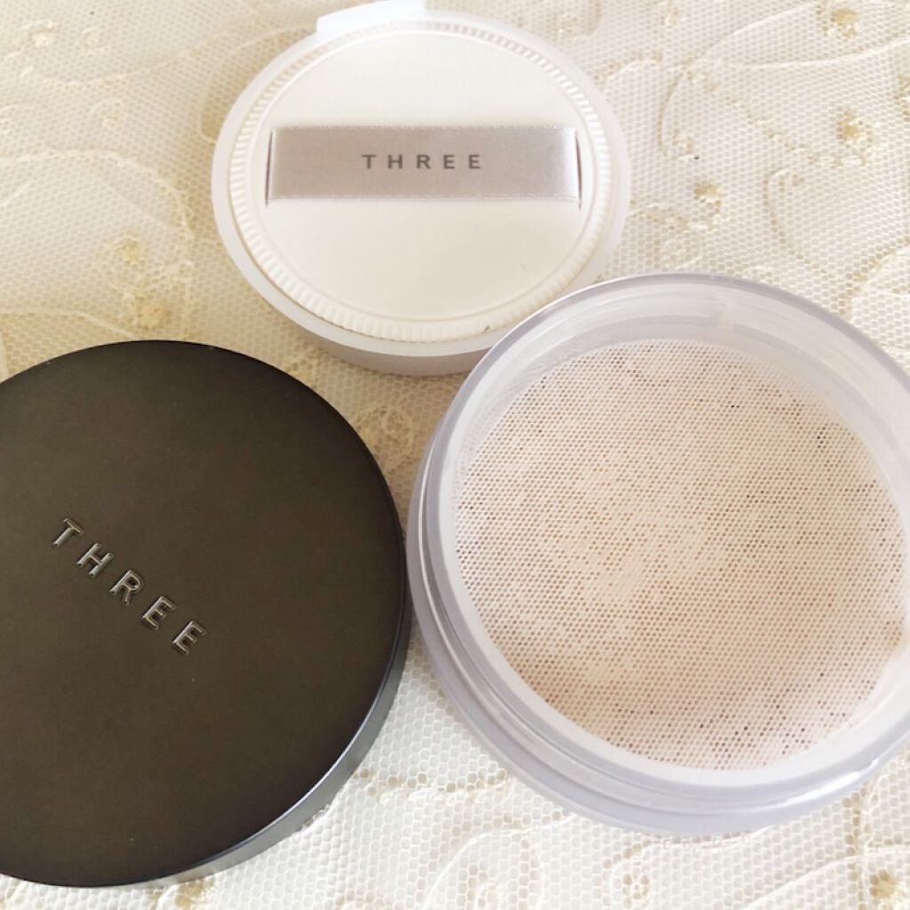 アドバンスドエシリアルスムースオペレーター ルースパウダー/THREE/ルースパウダーを使ったクチコミ(1枚目)