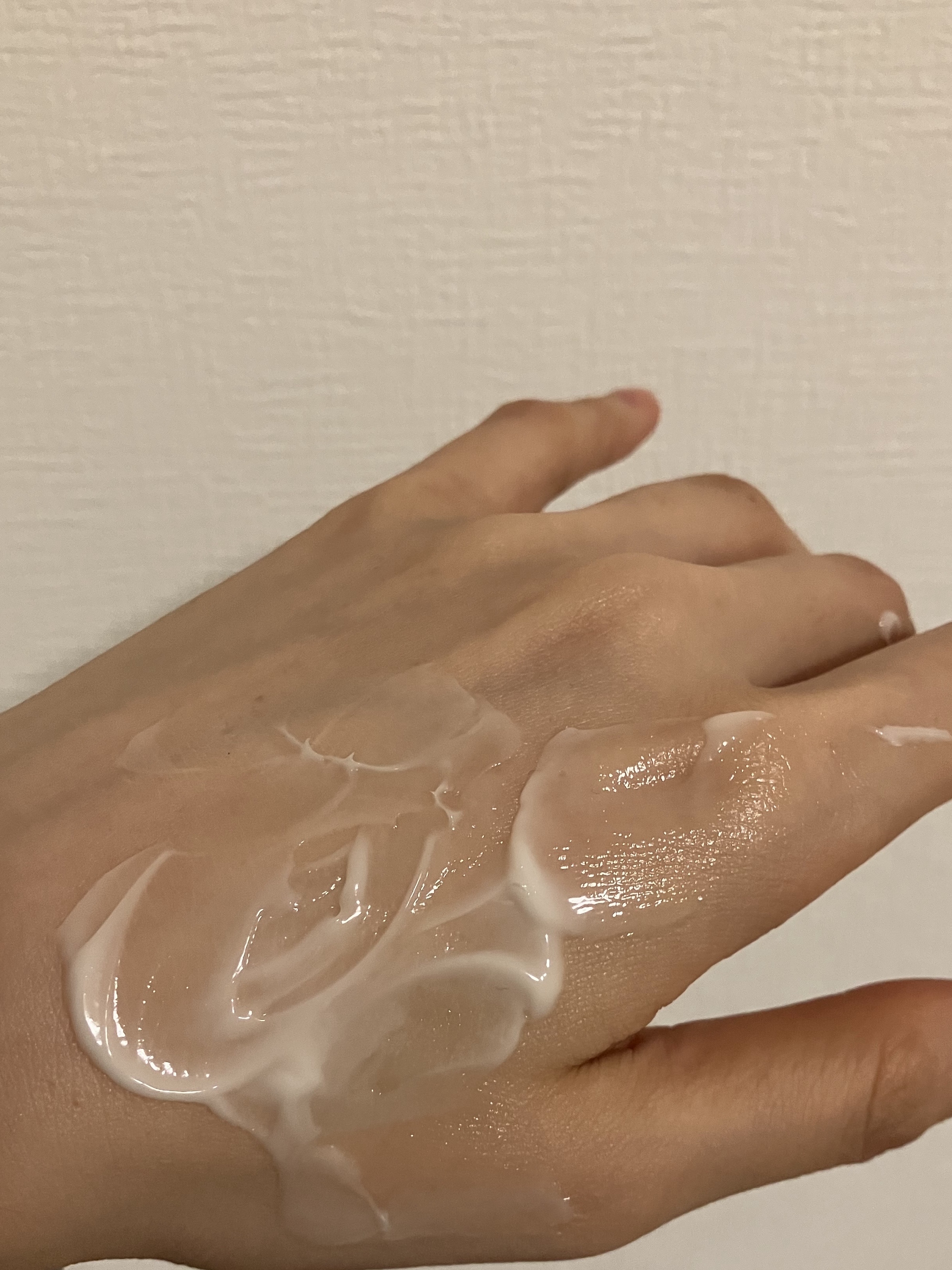 ホワイトニング ビューティ ハンドクリーム/ハウス オブ ローゼ/ハンドクリームを使ったクチコミ（3枚目）