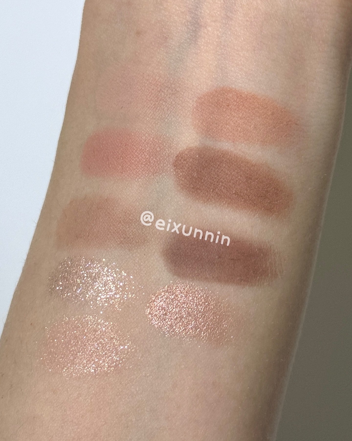 シャドウパレット 24 ミューテッドナッツ/dasique/アイシャドウパレットを使ったクチコミ（2枚目）