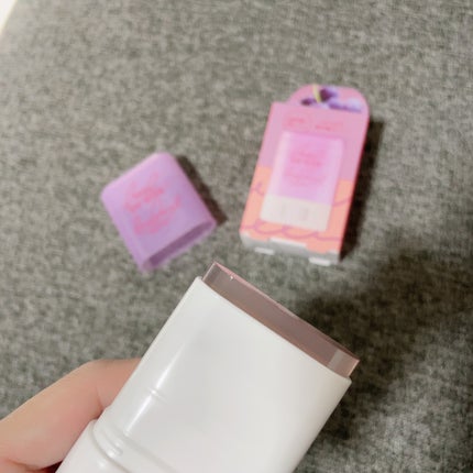 SaKi on LIPS 「STラディークリアUVスティック〈巨峰ベリー〉SPF50+PA..」(4枚目)