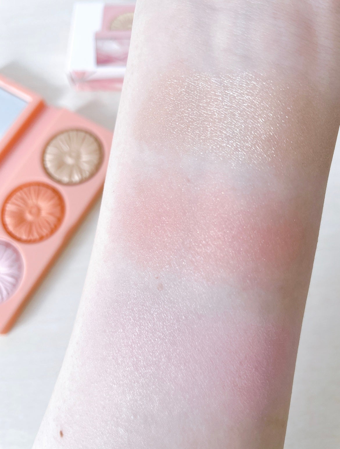 チーク ポップ パレット 24 /CLINIQUE/パウダーチークを使ったクチコミ(2枚目)