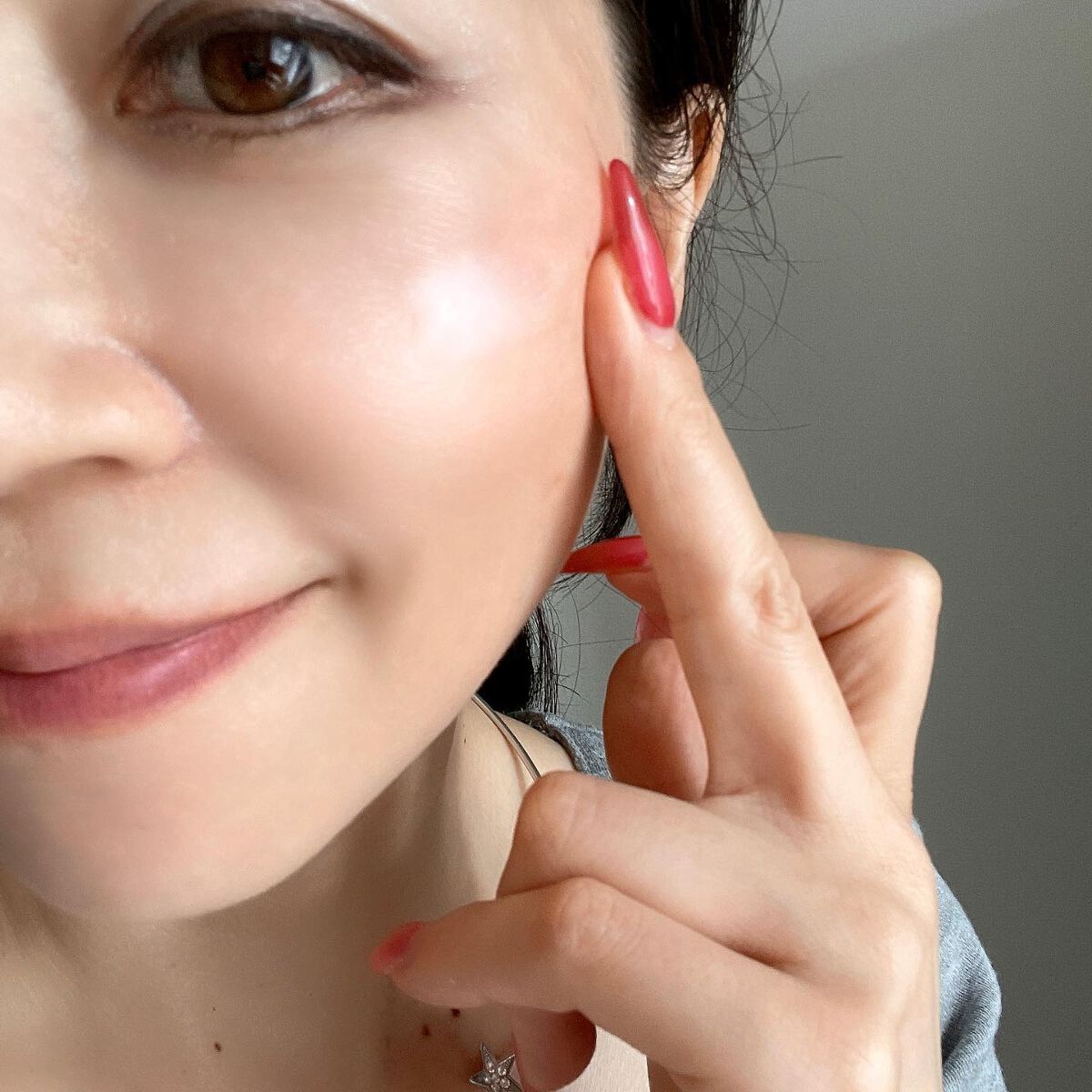 Shiho Arai on LIPS 「・・ザ・レチノタイム リンクルパワーセラムお試しさせていただき..」(3枚目)