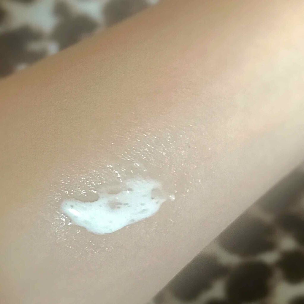 プラントゴールド オイルーエマルジョン/CLARINS/乳液を使ったクチコミ(3枚目)