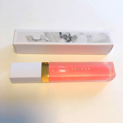 トーン ペタル エッセンス グロス/to/one/リップグロスを使ったクチコミ(1枚目)