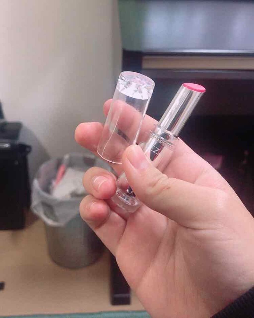 ラスティンググロスリップ/CEZANNE/口紅を使ったクチコミ(1枚目)