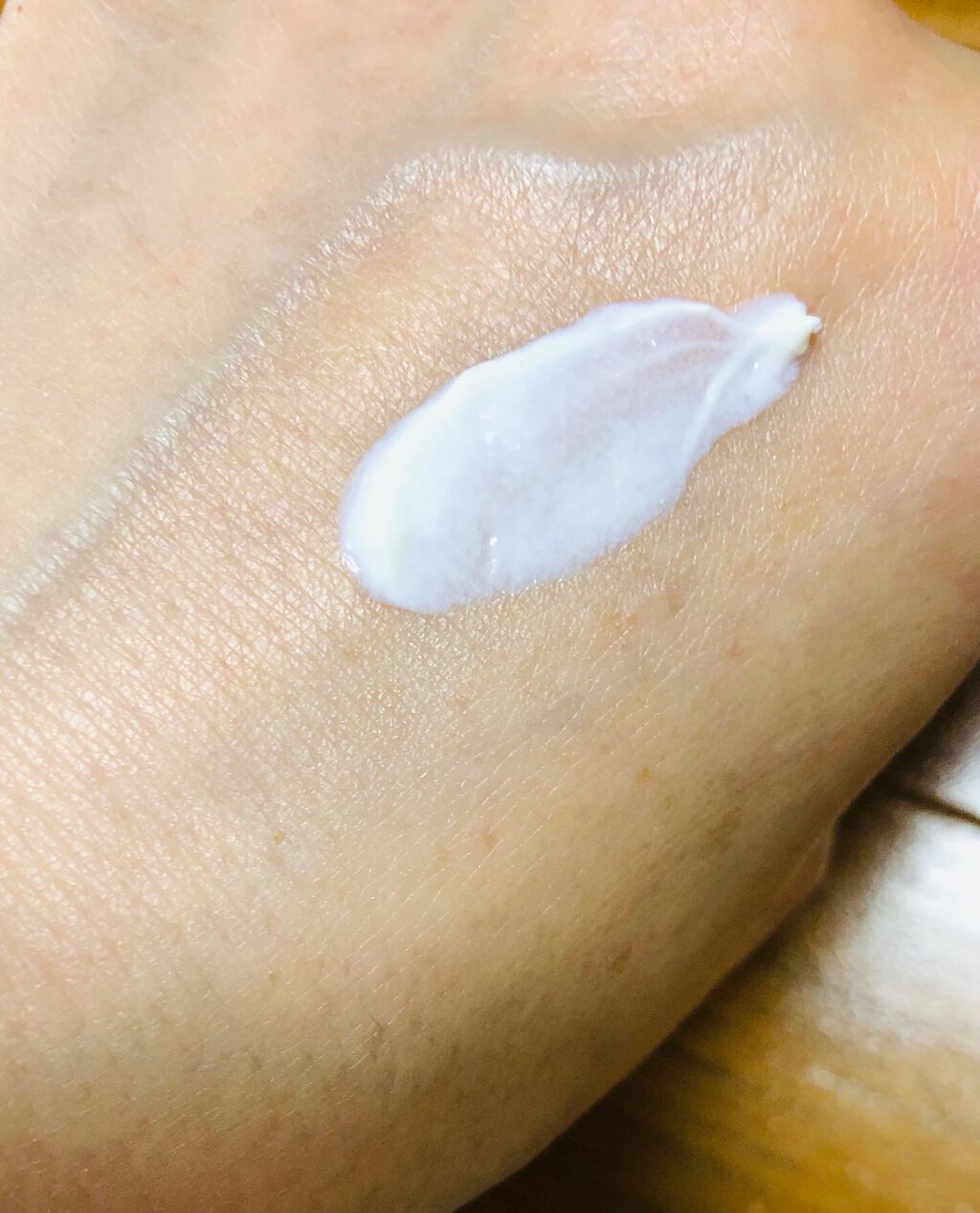 スピラコレッタ UVトリートメントミルクWTSP /日本ライフ製薬/化粧下地を使ったクチコミ（2枚目）