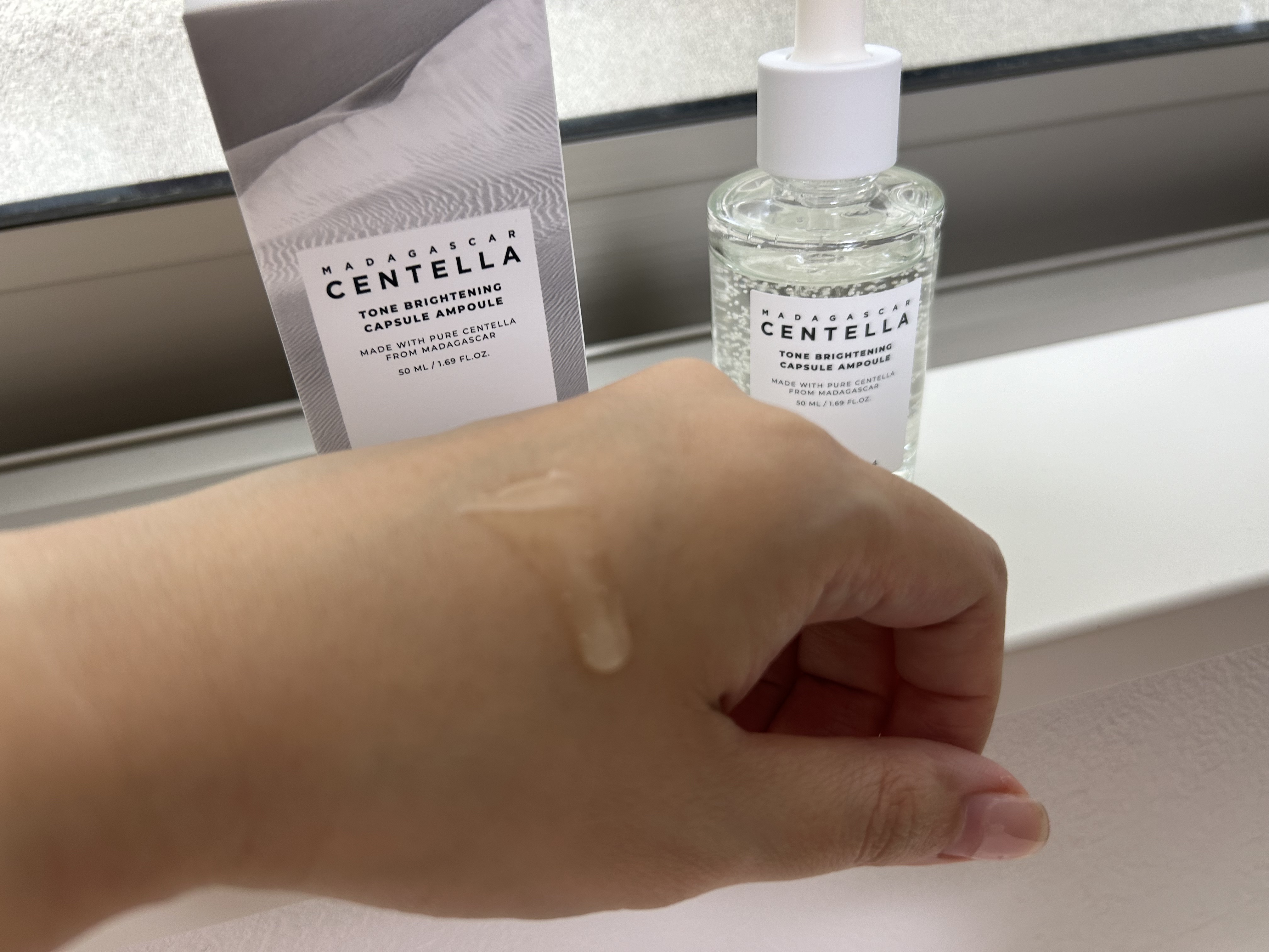 トーンブライトニング カプセルアンプル/SKIN1004/美容液を使ったクチコミ（2枚目）