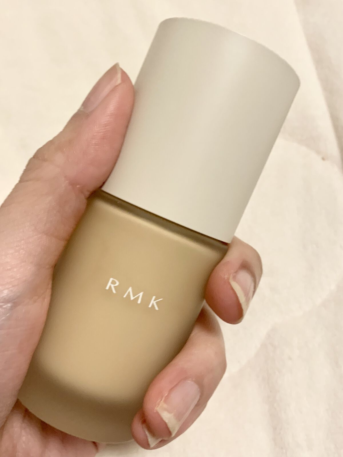 RMK リクイドファンデーション フローレスカバレッジ/RMK/リキッドファンデーションを使ったクチコミ（1枚目）