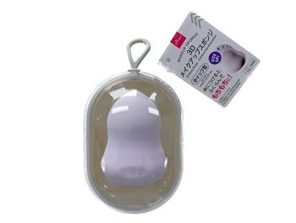 3Dメイクアップスポンジ(ホイップ型) / DAISO