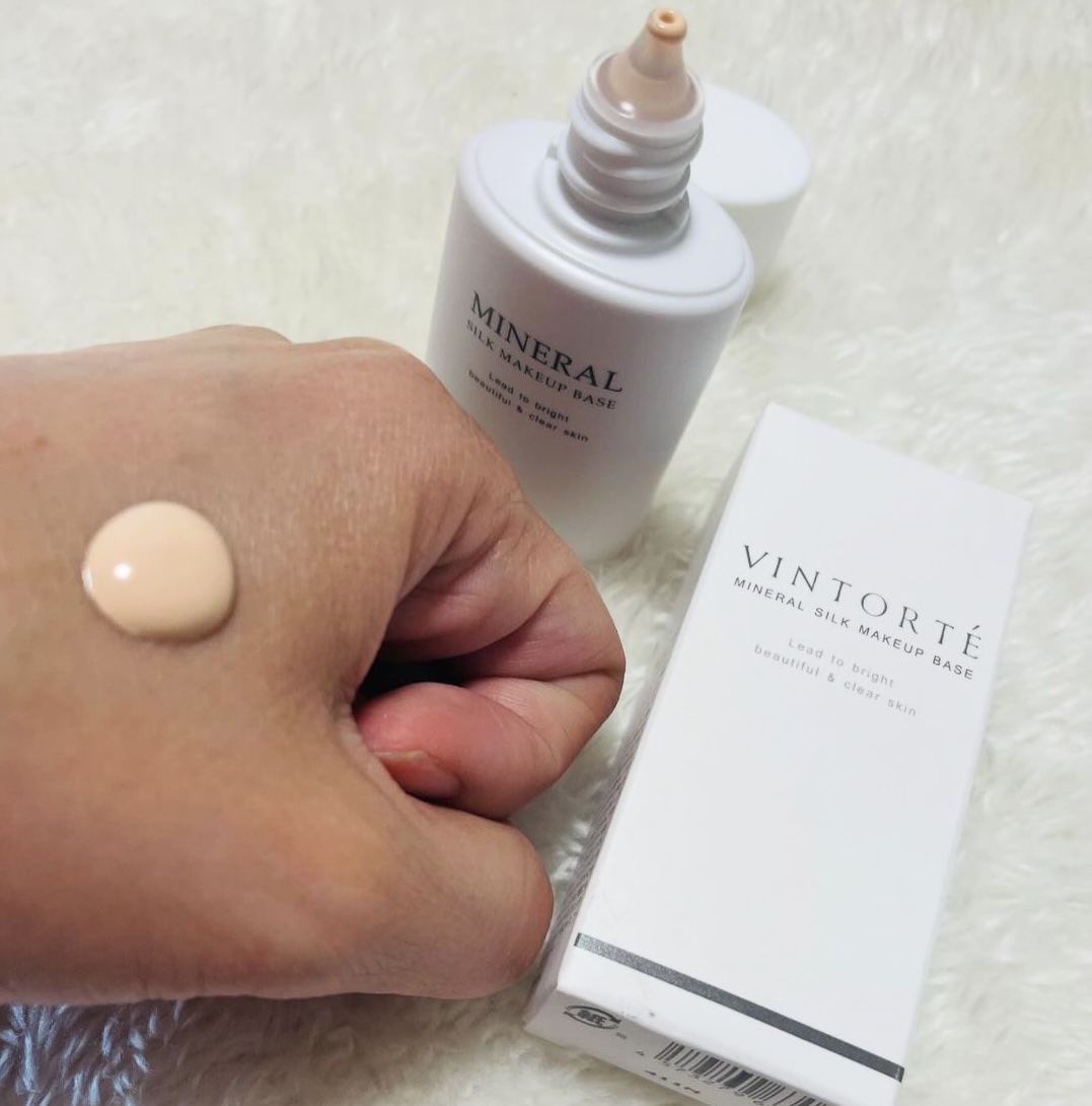 ミネラルシルクメイクアップベース/ヴァントルテ/化粧下地を使ったクチコミ（2枚目）