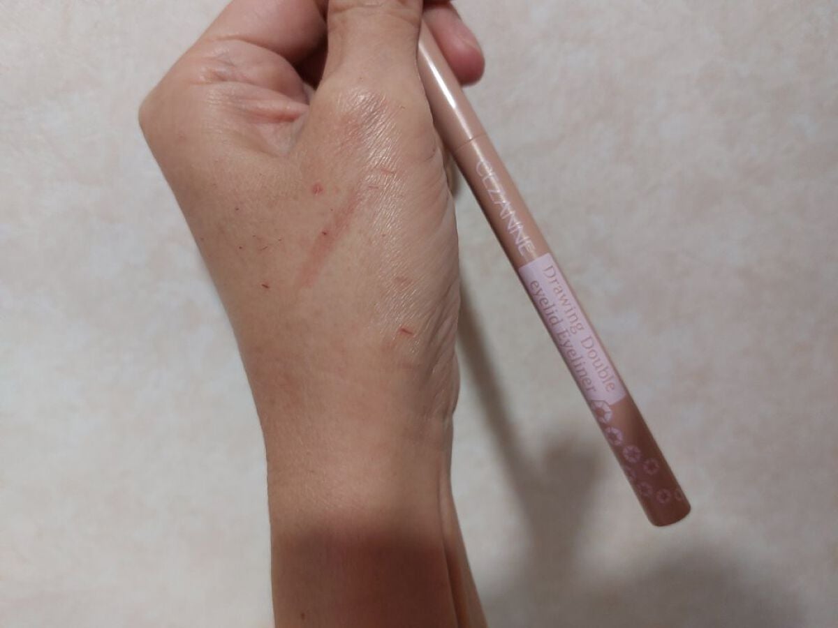 描くふたえアイライナー/CEZANNE/リキッドアイライナーを使ったクチコミ(7枚目)