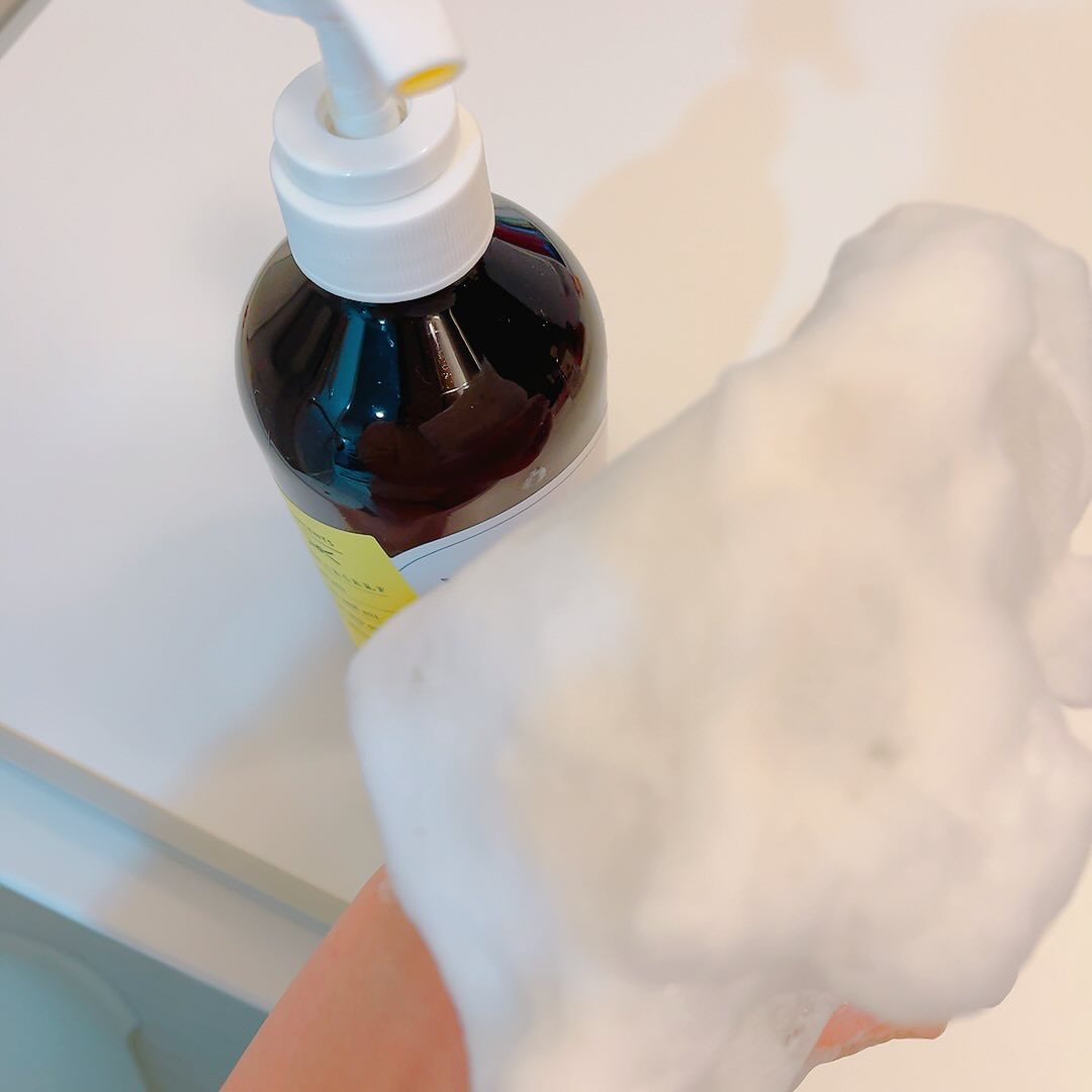 リフレッシングボディソープ(レモン＆ベルガモットの香り)/Vitaming/ボディソープを使ったクチコミ（3枚目）