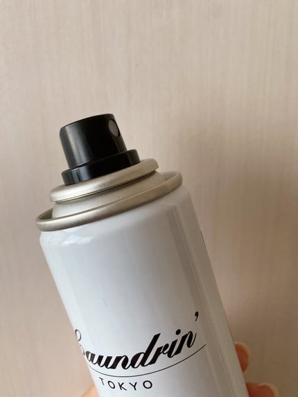 ランドリン エアーリフレッシャーのクチコミ「ランドリンのクラシックフローラルがクロエさんに似ているのは有名な話✨
うちでは旦那も好きな香り.....」(2枚目)