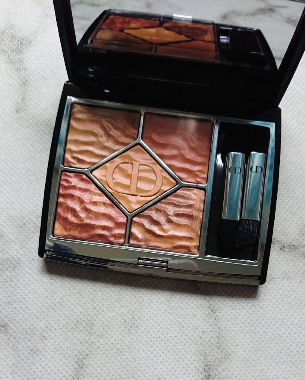 サンク クルール クチュール ＜サマー デューン＞ 699 ミラージュ（生産終了）/Dior/アイシャドウパレットを使ったクチコミ（3枚目）