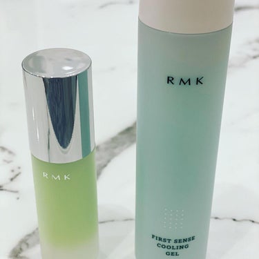 RMKのWトリートメントオイルの使用を始めて半年、かなり肌が柔らかくなり良い感じなので、ファーストセンスとハイドレーディング フェイスプライマーを購入しましたー💖

オイルと合わせて使える、夏季限定アイ
