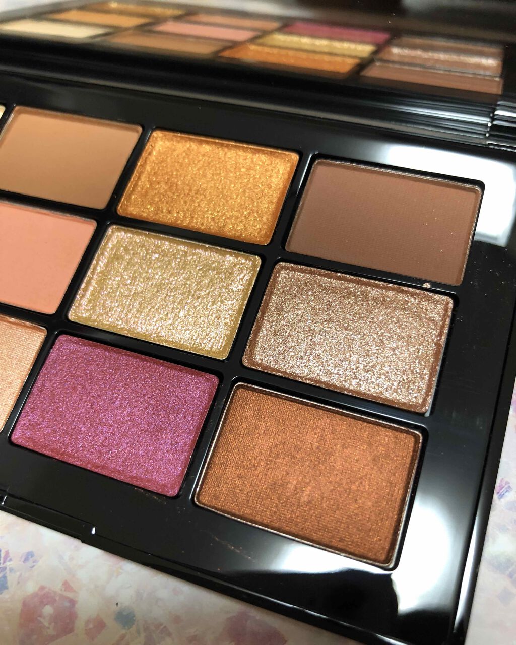 アフターグロー アイシャドーパレット/NARS/アイシャドウパレットを使ったクチコミ(3枚目)