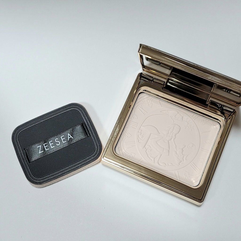 アリス クリアプレストパウダー C01 アイボリー/ZEESEA/プレストパウダーを使ったクチコミ（2枚目）