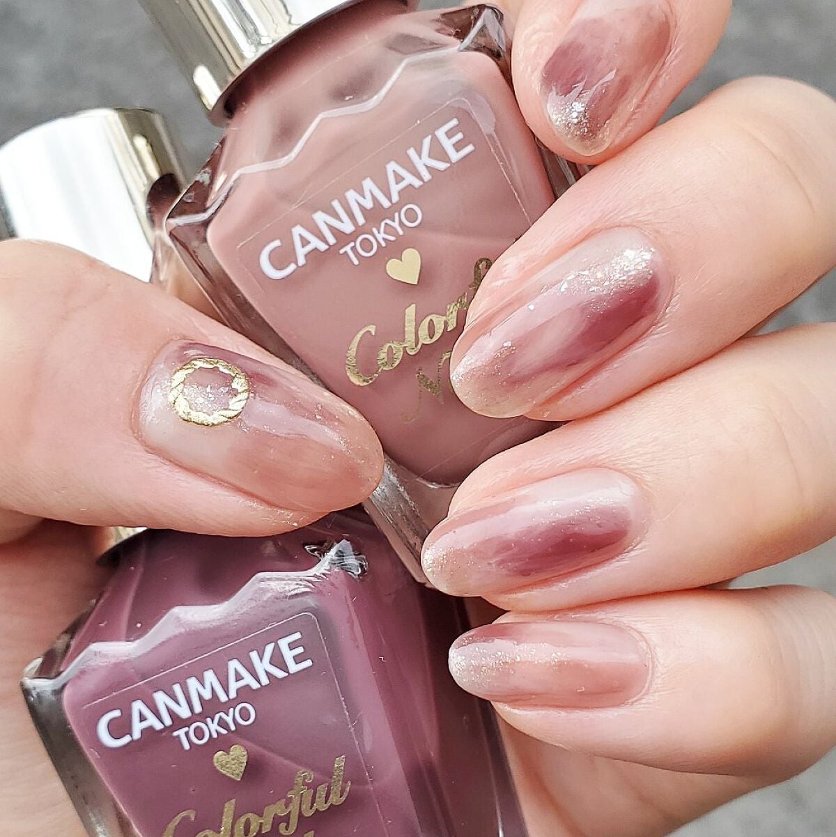 カラフルネイルズ/キャンメイク/マニキュアを使ったクチコミ(4枚目)