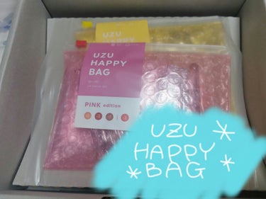 UZU BY FLOWFUSHI
HAPPYBAG
PINK ／ YELLOW
🔆本投稿はPINKの写真になります。🔆

２パターンをお迎えしました！
ムック本は気づいた時には売り切れだったので…
UZ