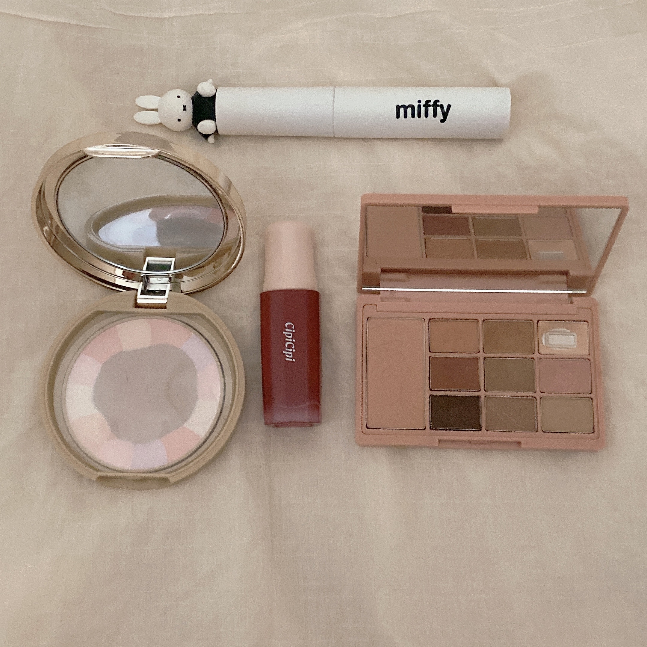 マシュマロフィニッシュパウダー　～Abloom～/キャンメイク/プレストパウダーを使ったクチコミ（1枚目）