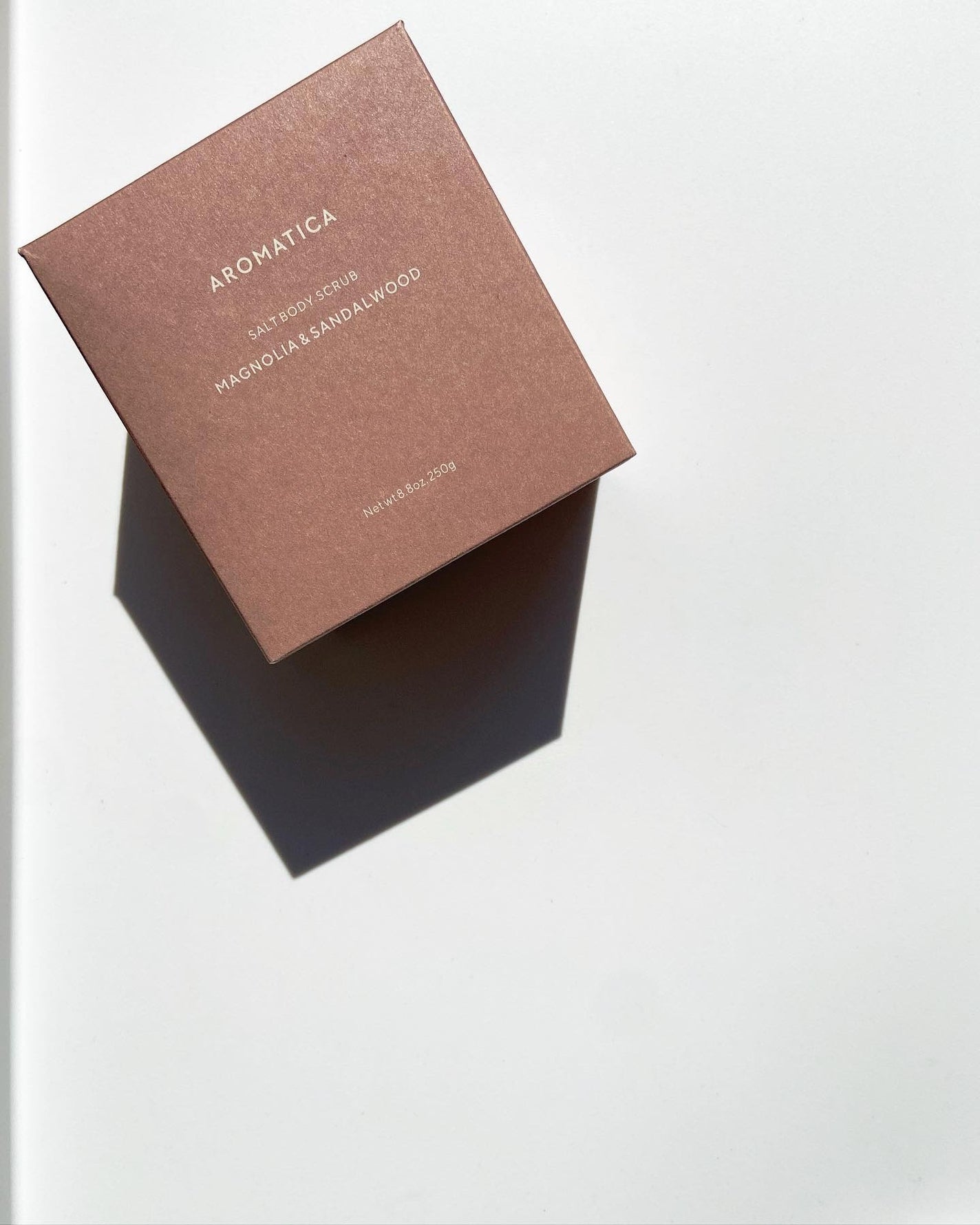 ソルトボディスクラブマグノリア&サンダルウッド/AROMATICA/ボディスクラブを使ったクチコミ(9枚目)