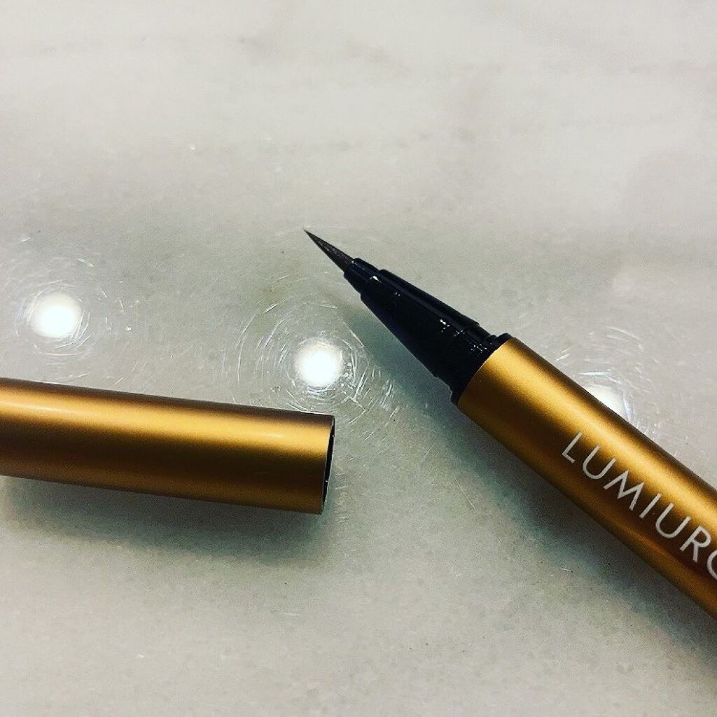 スキルレスライナー/LUMIURGLAS/リキッドアイライナーを使ったクチコミ（3枚目）