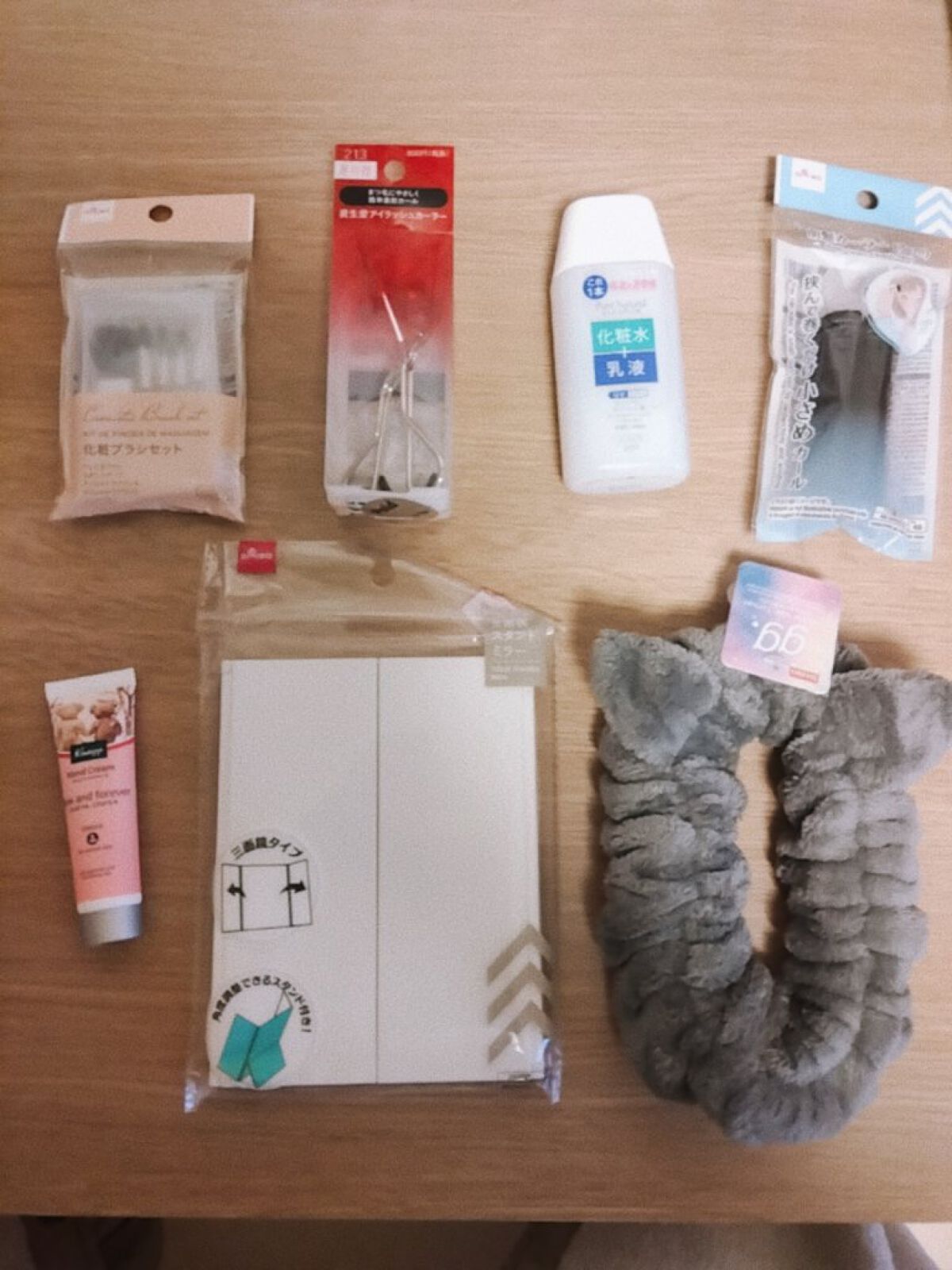 ラスティンググロスリップ/CEZANNE/口紅を使ったクチコミ（3枚目）