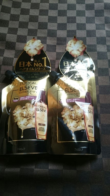 エルセーヴ エクストラオーディナリーオイル エクストラリッチ フィニッシュ/ロレアル パリ/ヘアオイルを使ったクチコミ(2枚目)