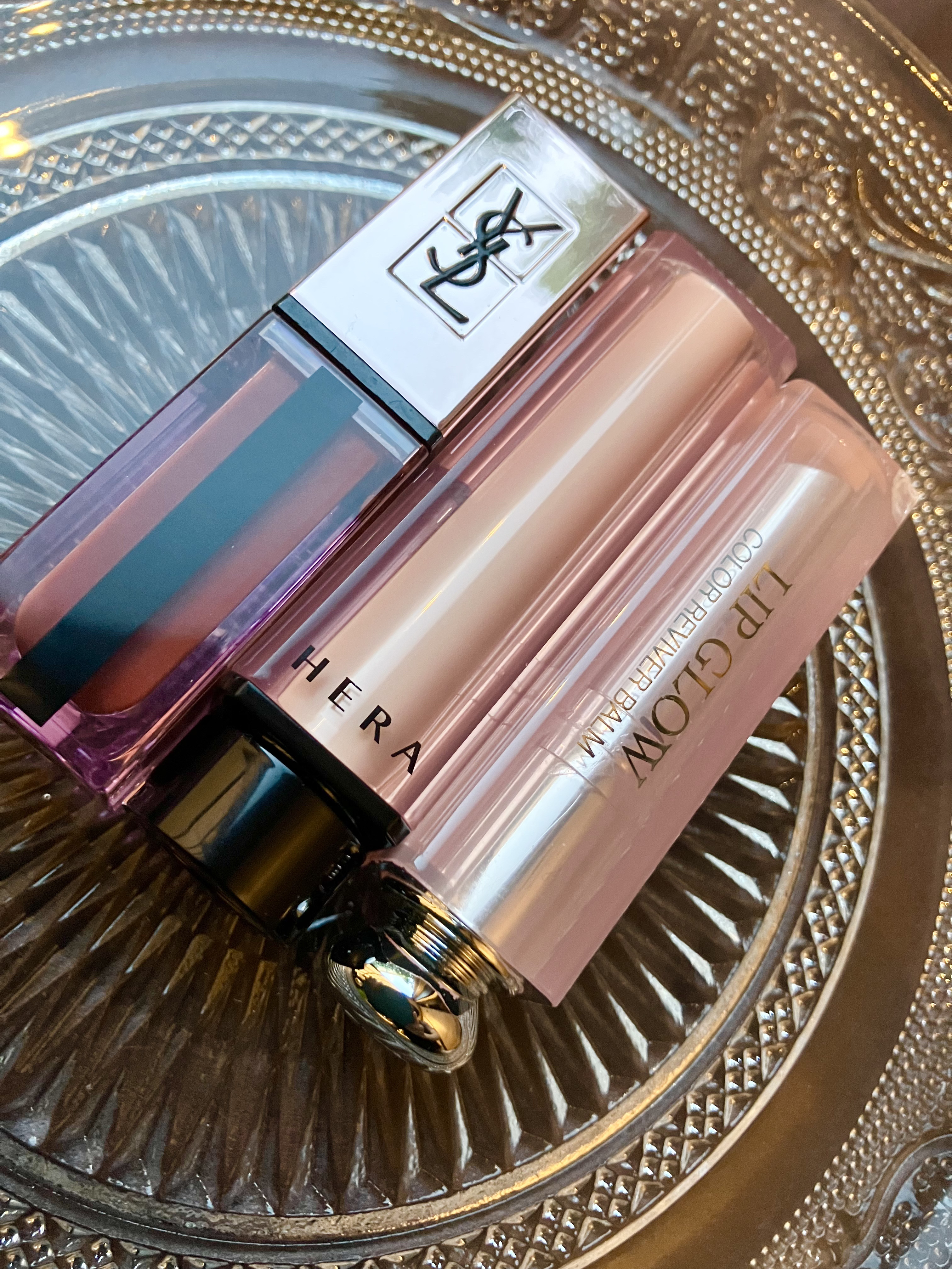 ルージュ ピュールクチュール ヴェルニ ウォーターグロウ/YVES SAINT LAURENT BEAUTE/口紅を使ったクチコミ（2枚目）