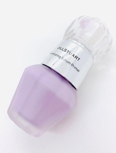 JILL STUART　イルミネイティング セラムプライマー
02　aurora lavender


□¥3,520-（税込） 
□30ml 
□SPF20 PA++ 
□全4色    



使って