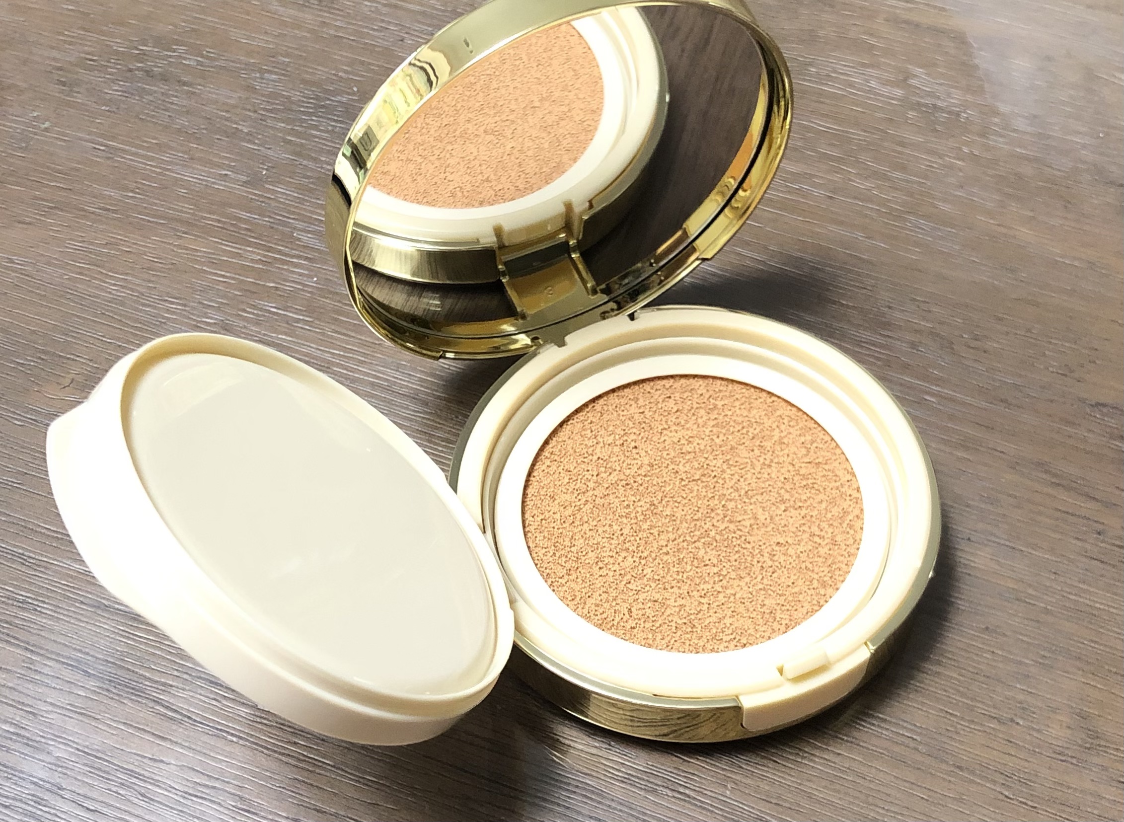 ルミナスフィット クッションファンデーション  02 ナチュラルオークル/ODELIA/クッションファンデーションを使ったクチコミ（3枚目）