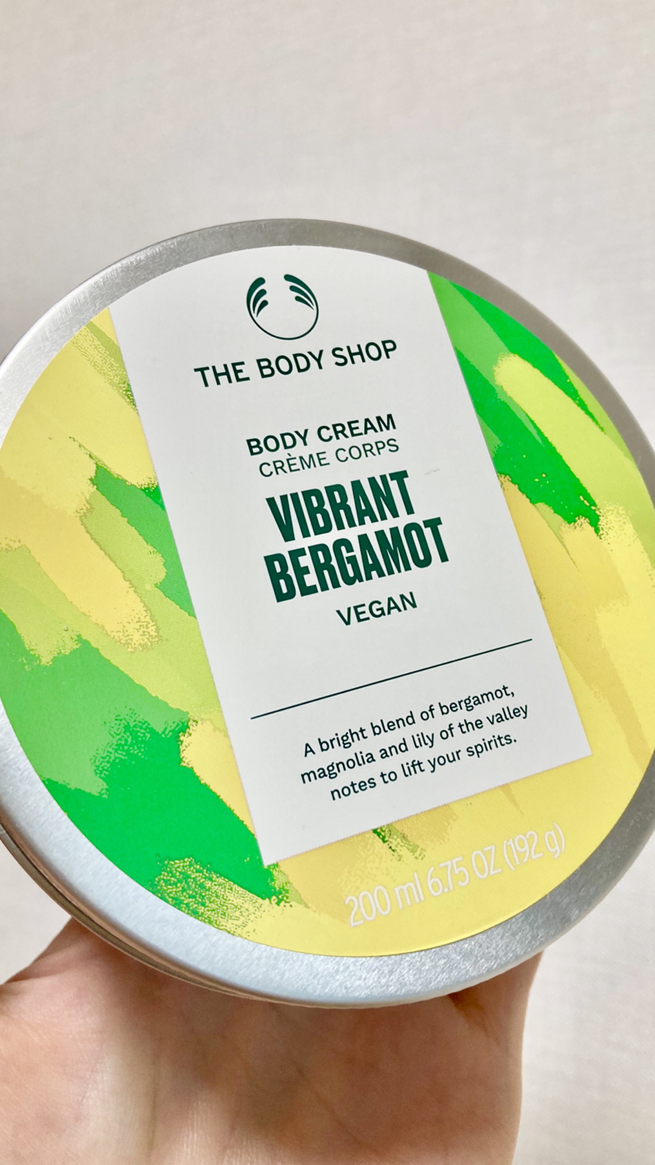 THE BODY SHOP ヴァイブラント ベルガモット ボディクリームのクチコミ「ヴァイブラント ベルガモット ボディクリーム

THE BODY SHOP



今朝のボディ.....」（1枚目）
