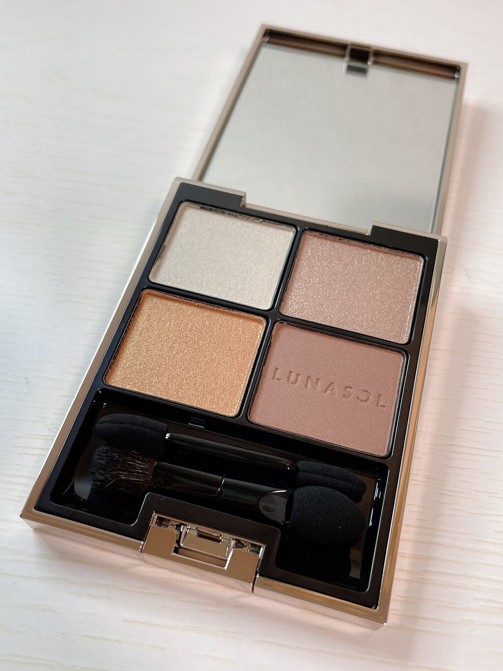 アイカラーレーション 07 Darjeeling Camel/LUNASOL/アイシャドウパレットを使ったクチコミ（3枚目）