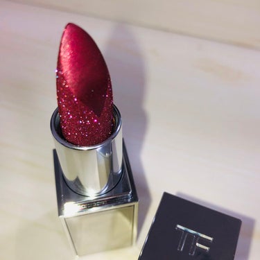 リップ スパーク 25 ハイパー/TOM FORD BEAUTY/口紅を使ったクチコミ（3枚目）