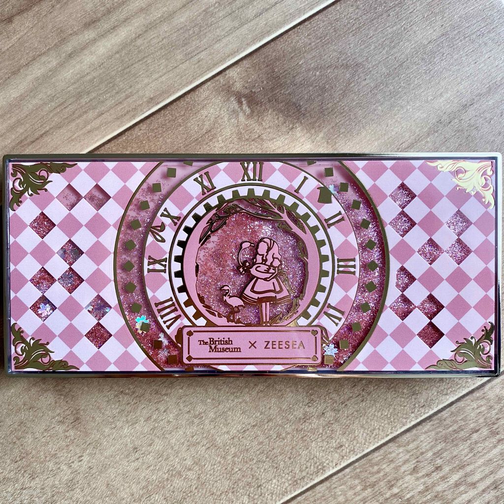 アリスドリームランドシリーズ 12色アイシャドウパレット（ZEESEA×大英博物館）/ZEESEA/アイシャドウパレットを使ったクチコミ（2枚目）