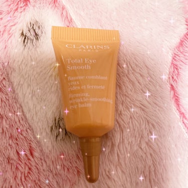 使用日 2024/02/28
CLARINS トータル アイ スムース 3ml

クラランスはアイセラムは持ってて
これは試供品でいただいたものです！
ずっと取っといてましたが今日使ってみました
いい匂