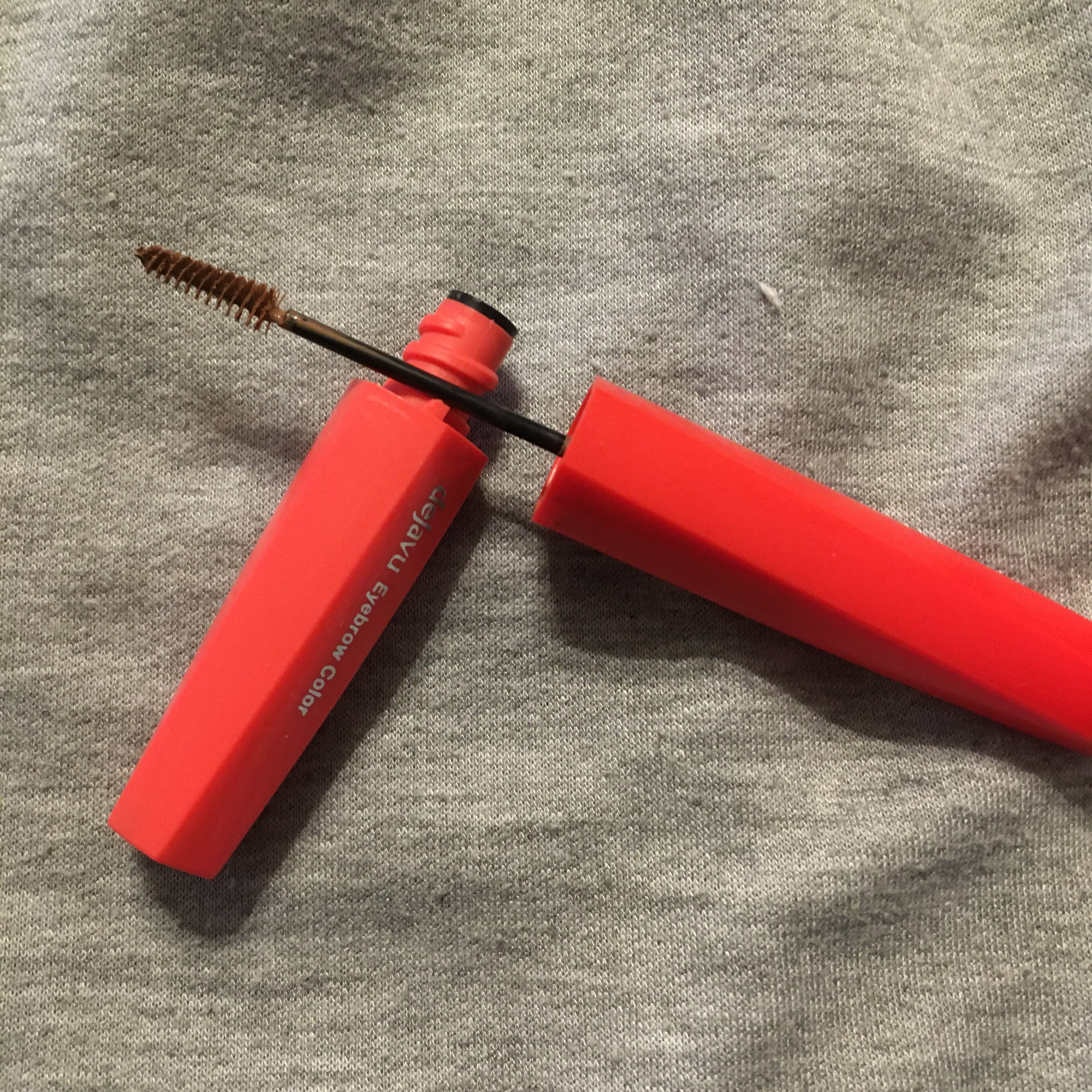 フィルム眉カラー/デジャヴュ/眉マスカラを使ったクチコミ（1枚目）